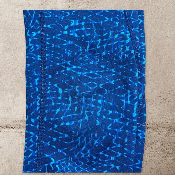 Lululemon Pure Cris Cross blue Legging size 2 - Picture 9 of 9